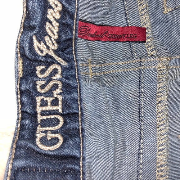 Guess Dark Wash Skinny Jeans - Picture 4 of 5
